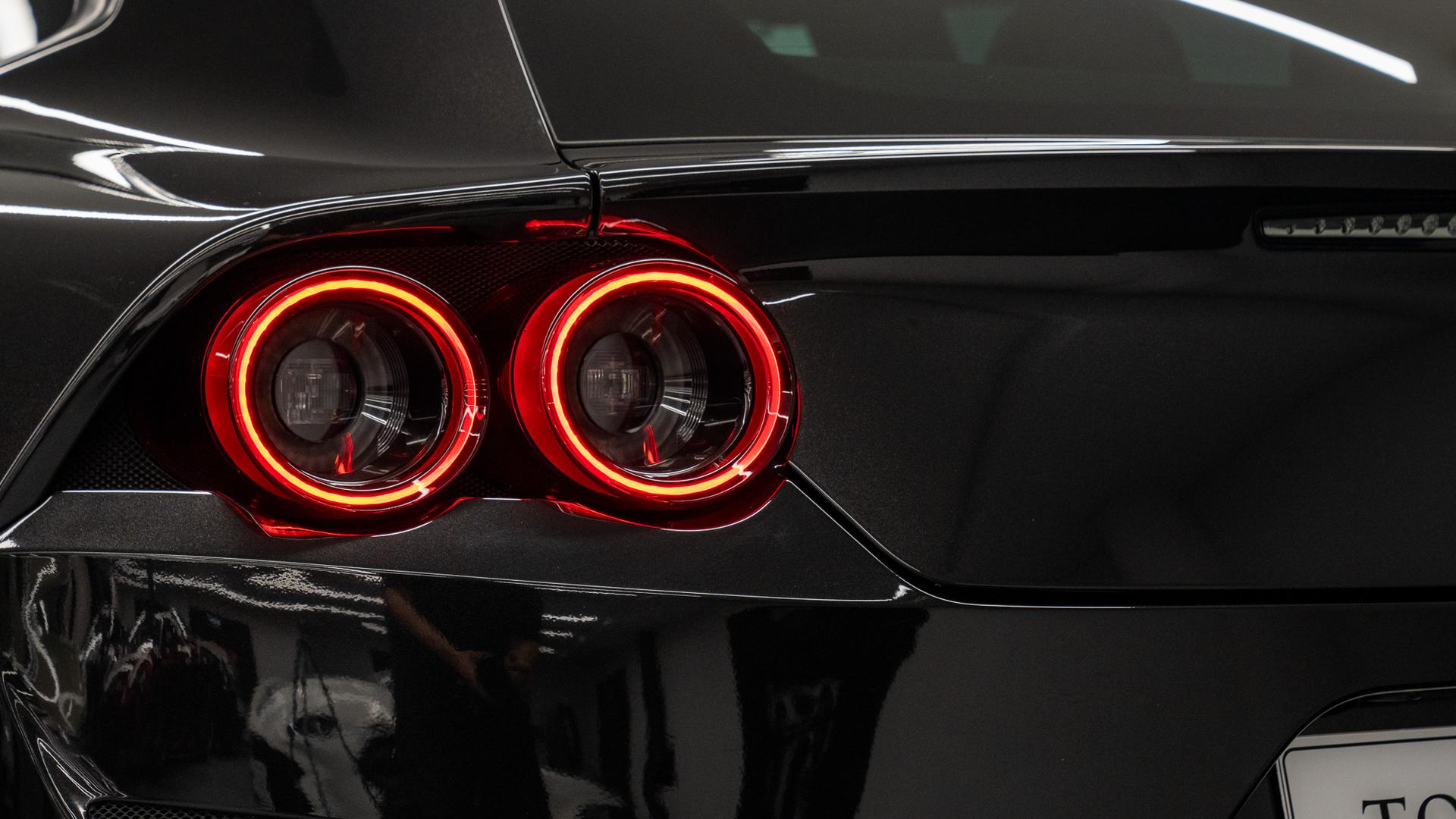Ferrari GTC4 Lusso Photo 164cb87c-49ef-4ecf-b07f-3c884ecad196.jpg