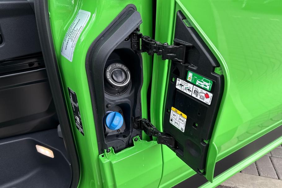 Used Ford TRANSIT CUSTOM L1DCIVMSRT11 8