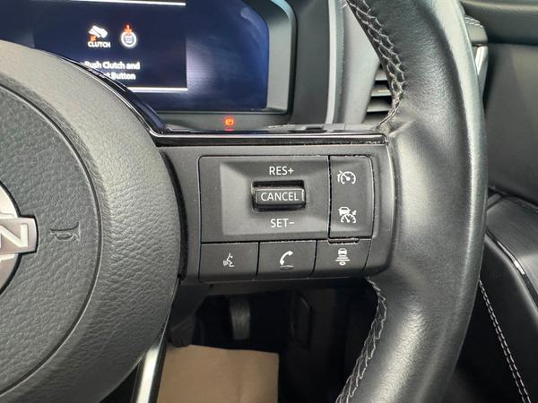 Used Nissan Qashqai NL72VTZ 17