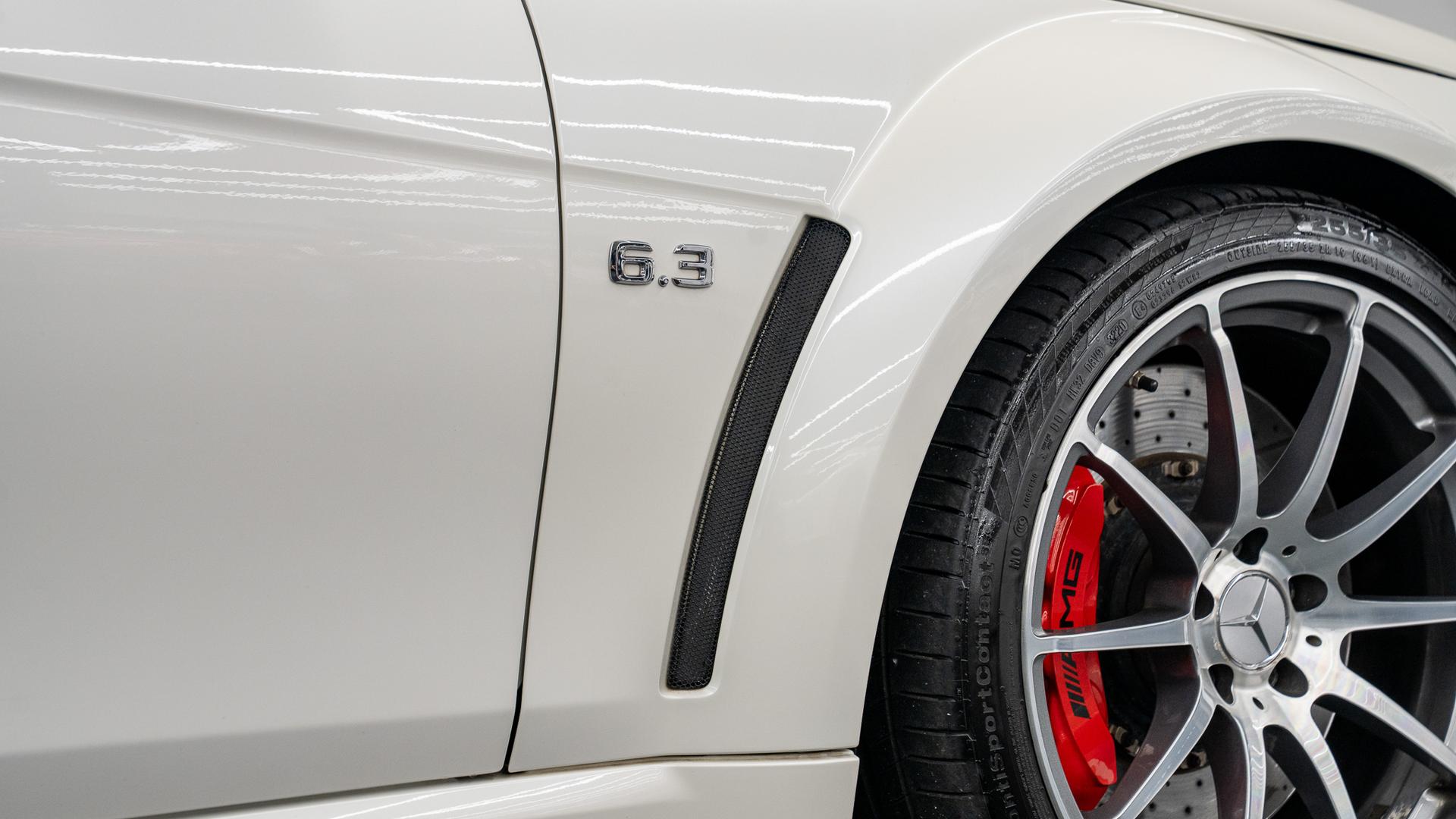 Mercedes-Benz C63 AMG Photo 167ce55a-46dc-4f85-9df9-bfc153f59b6d.jpg