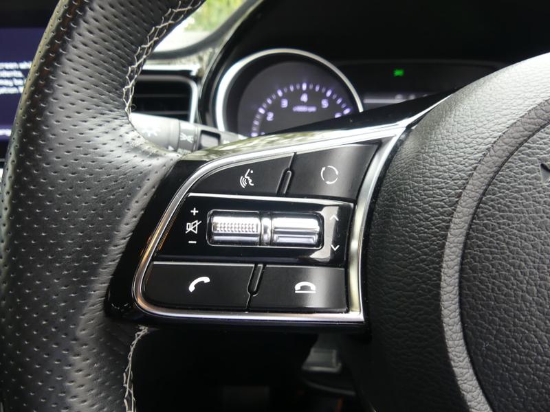 Kia ProCeed Photo 167ebc24-a675-4f2b-bcab-063fff456840.jpg