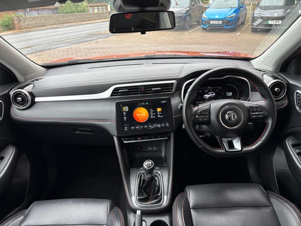 MG MG ZS Photo 168311dc-997f-447b-8af2-6d957cf98bd1.jpeg