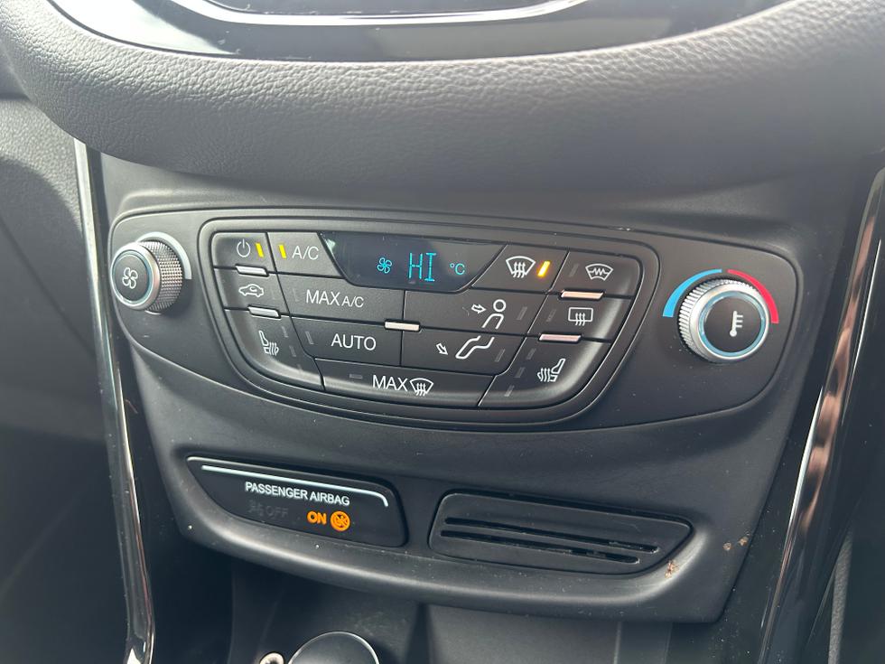 Ford B-Max Photo 1685a5eb-7504-4bc3-9fcc-c81b511dc12b.jpeg