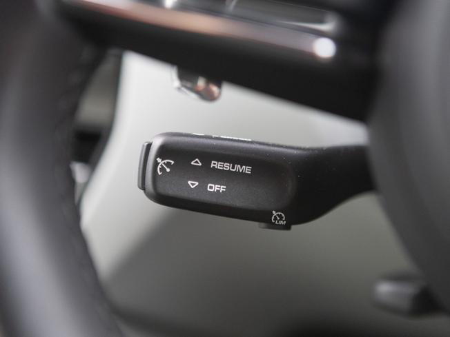 PORSCHE Macan Photo 19