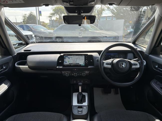 Honda Jazz Photo 1693d15f-bb9e-47bf-b3e9-65a9bd55f48f.jpg