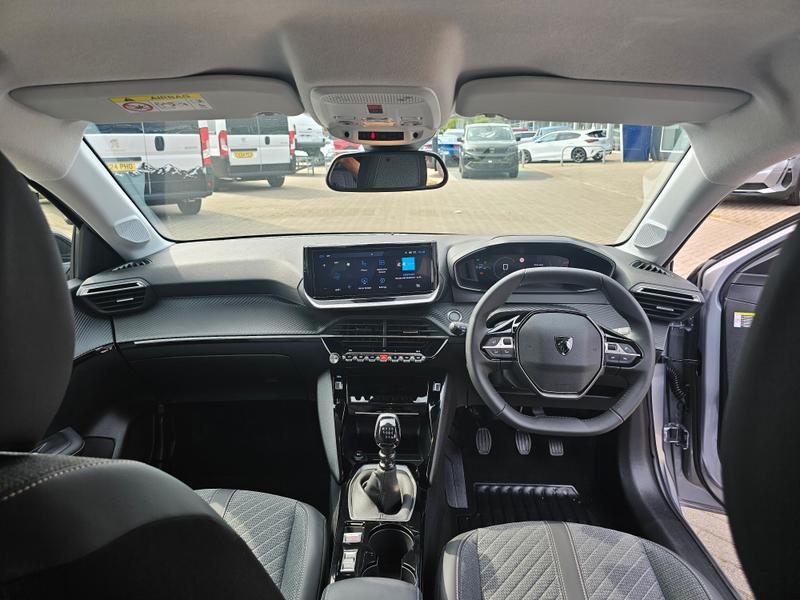 2025 25 PEUGEOT 208
