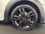 MINI Hatch Photo 32