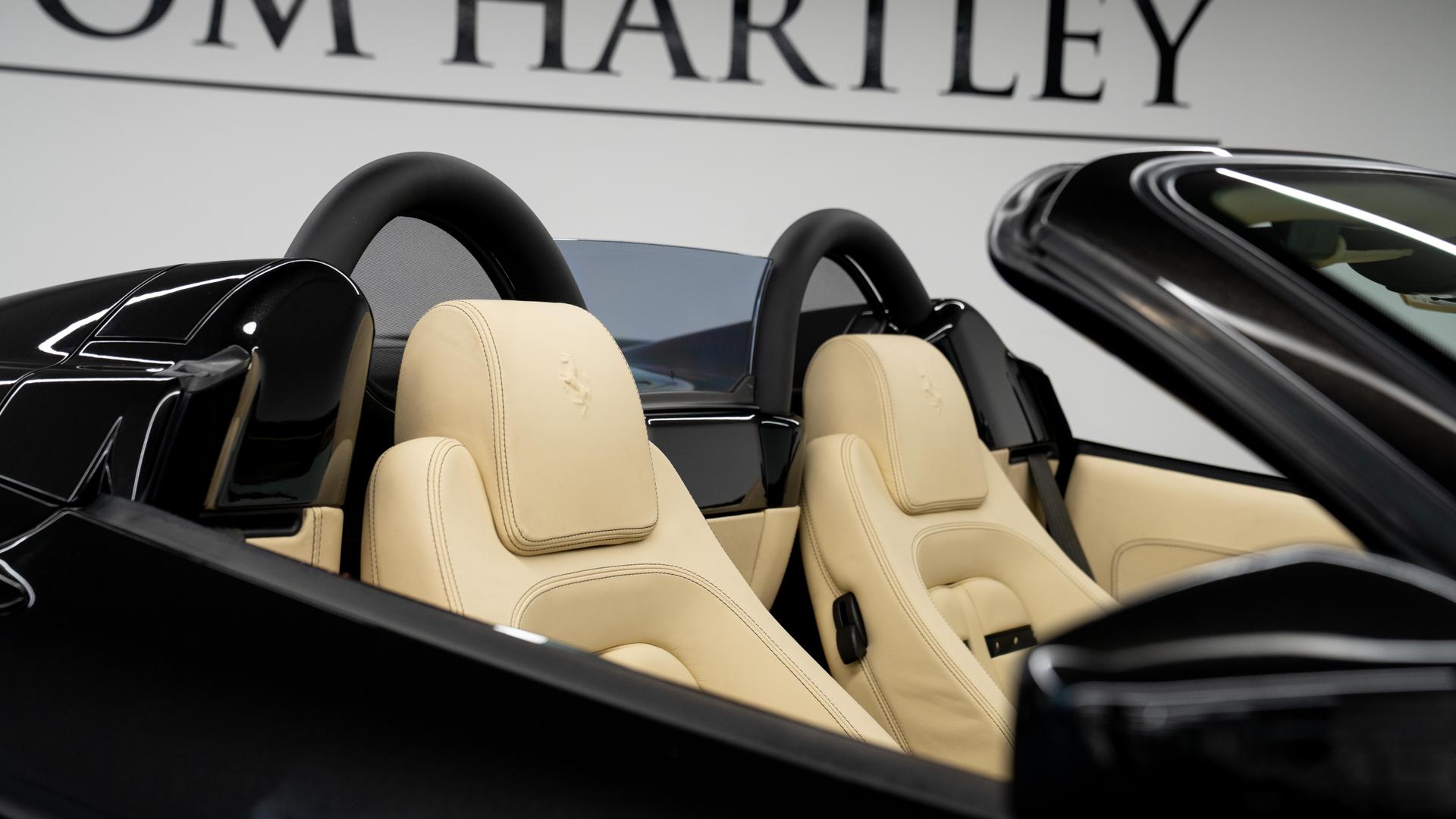 Ferrari F430 Photo 16add875-af5f-4b70-b655-8e968ab7af54.jpg