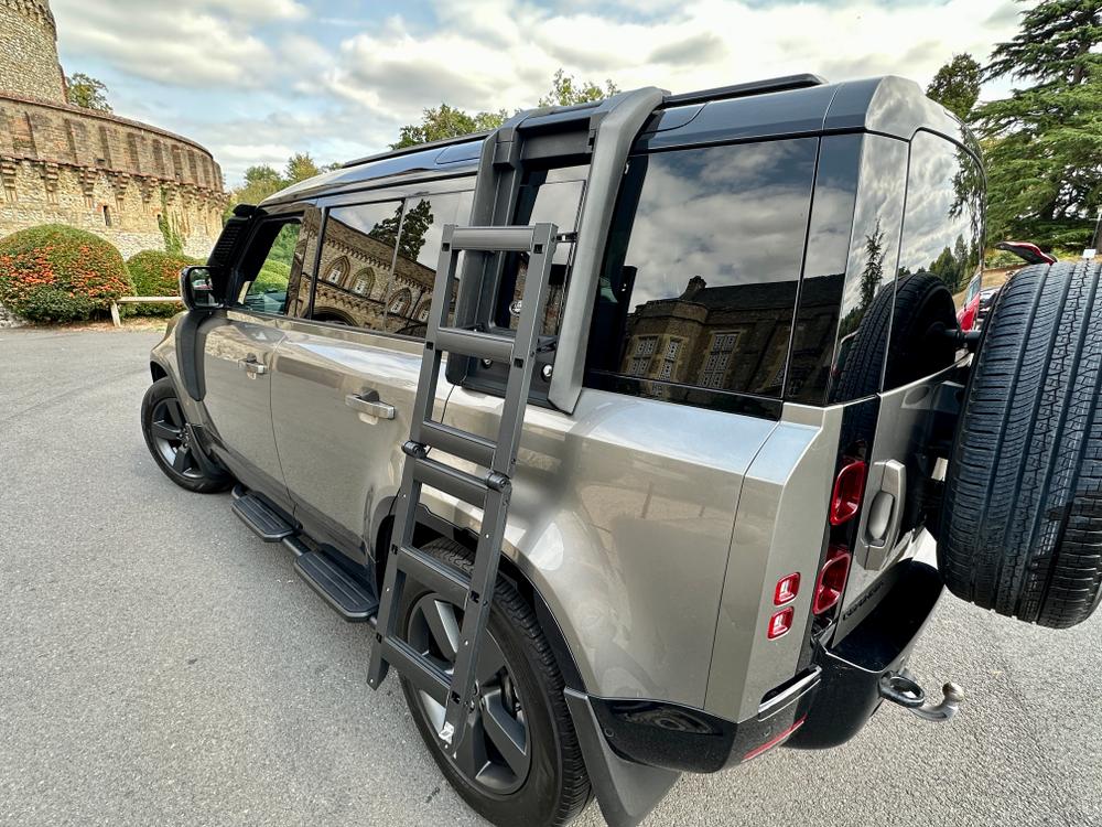 Used Land Rover Defender 110 GX73USE 14