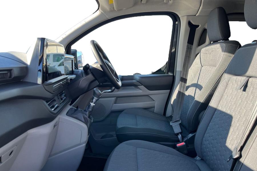 Ford TRANSIT CUSTOM Photo 16c4ebe9-c0cd-4ad3-9744-a47d6da89e62.jpg