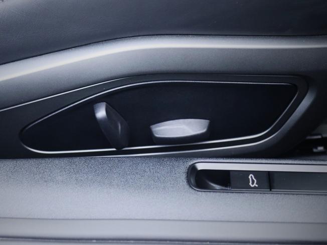 PORSCHE 911 Photo 47