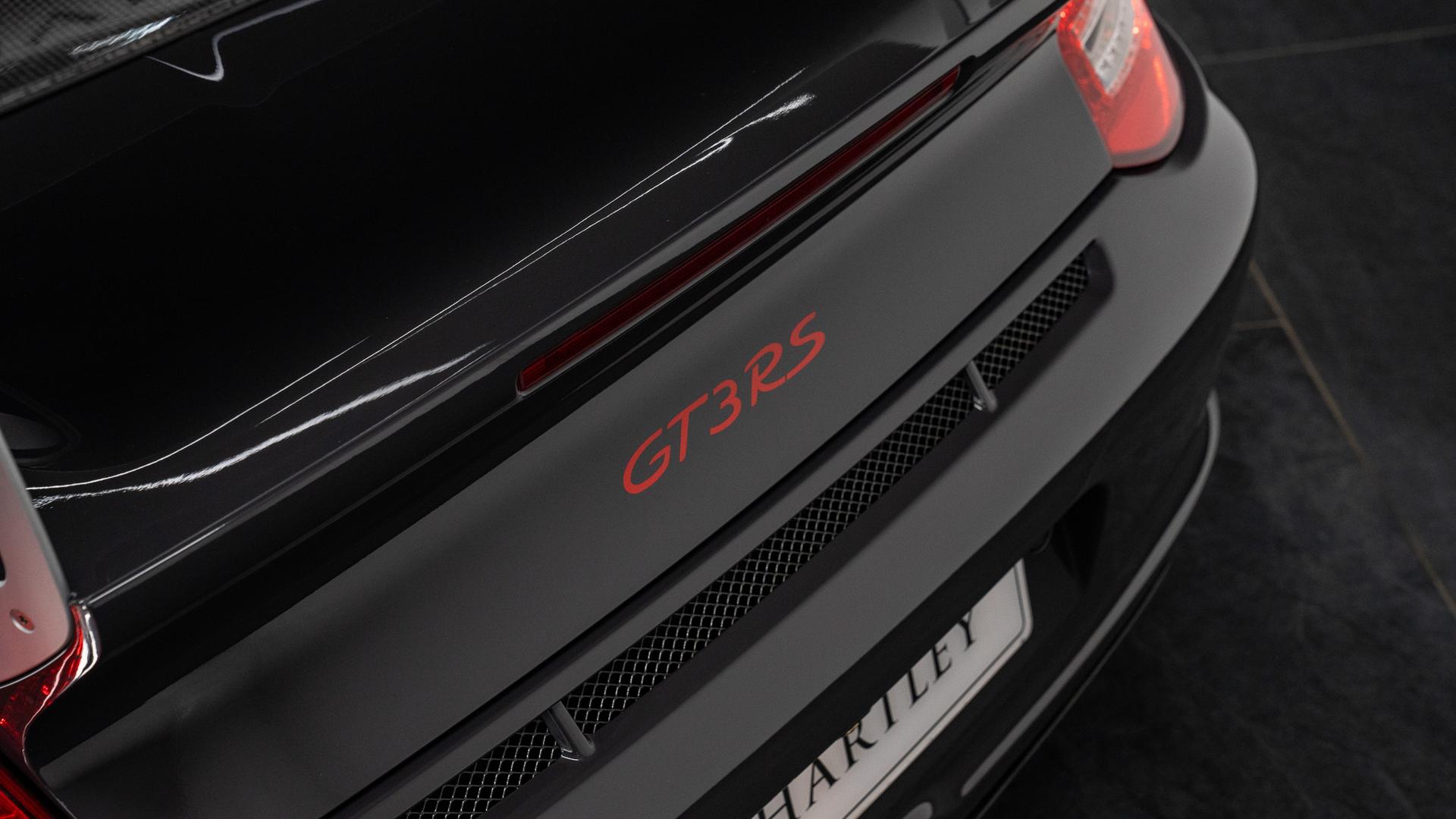 Porsche 911 Photo 16cbc38f-786a-4a94-9dfd-fe18d5b7d644.jpg