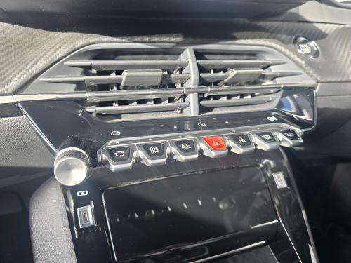 Peugeot 2008 Photo 16d48190-4f06-4ec1-be51-5b5477808ee4.jpg