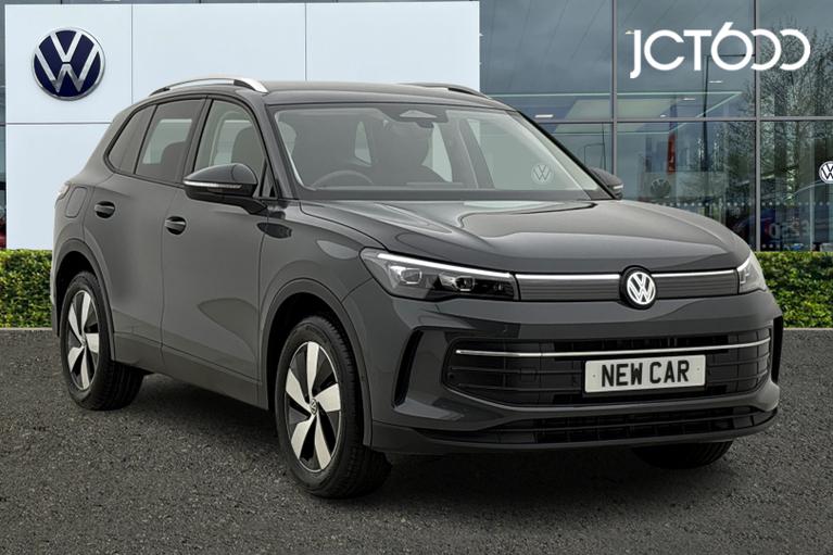 Used 2026 VOLKSWAGEN  Tiguan Tiguan Match 1.5 eTSI 150 PS 7 Dolphin Grey Metallic at JCT600