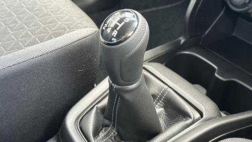 Suzuki Swift Photo 16e92d9a-4774-4a61-88c9-35c19db705d6.jpg