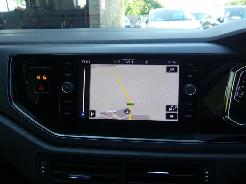 Volkswagen Taigo Photo 16e99600-df62-44d6-9177-1565e7de6b78.jpg