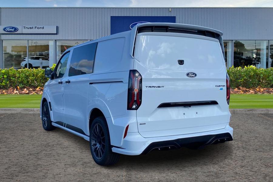 Ford TRANSIT CUSTOM Photo 16ecc583-cbd9-49bd-b0a8-0efbea399a22.jpg