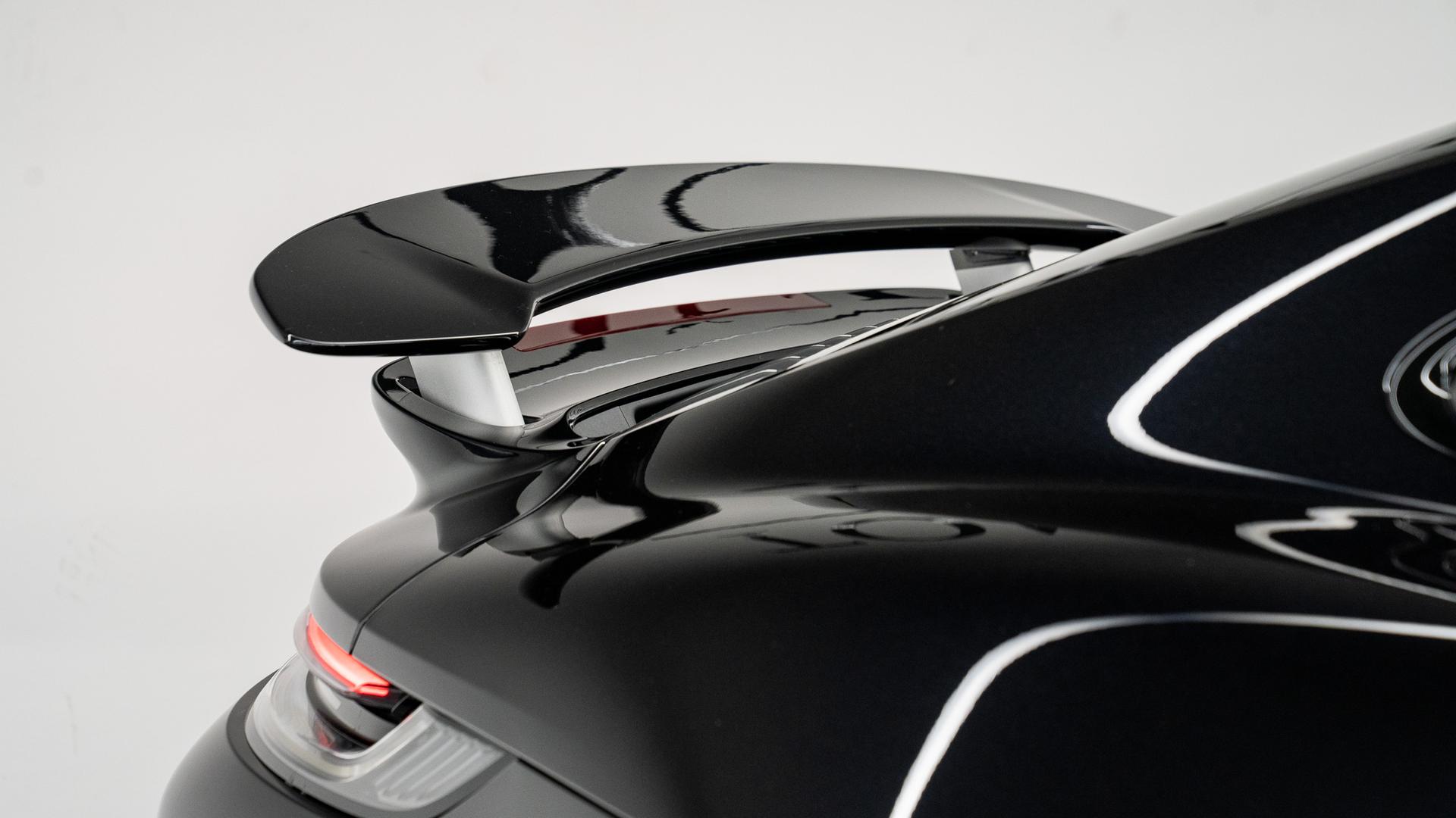 Porsche 911 Photo 16f73898-c17b-4538-8b15-b35931dee5be.jpg