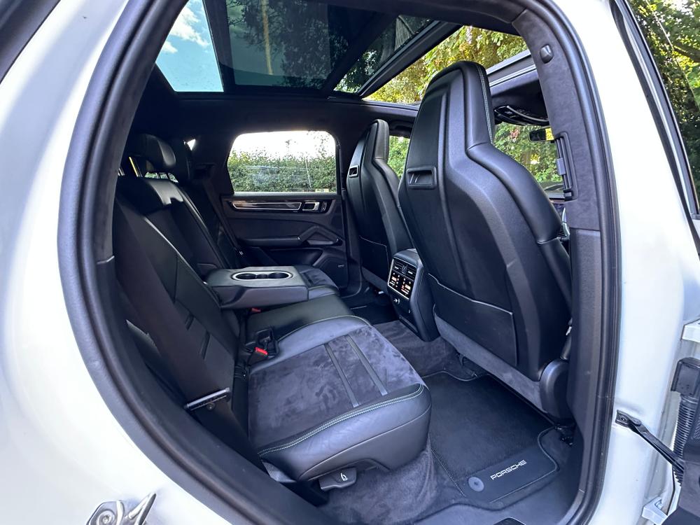Used Porsche Cayenne BV23KGJ 34
