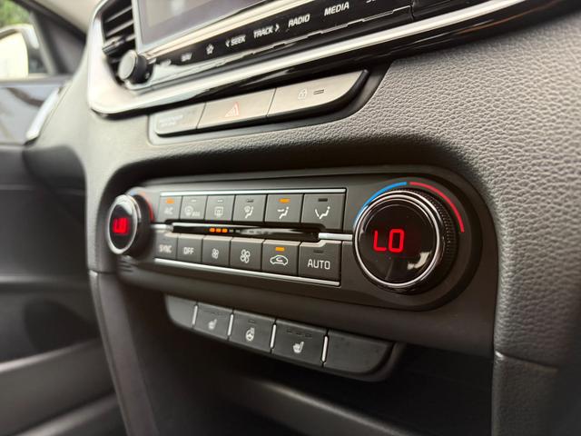 Kia XCeed Photo 17507dc9-23c3-4d19-bec4-7978bc6ff27f.jpg