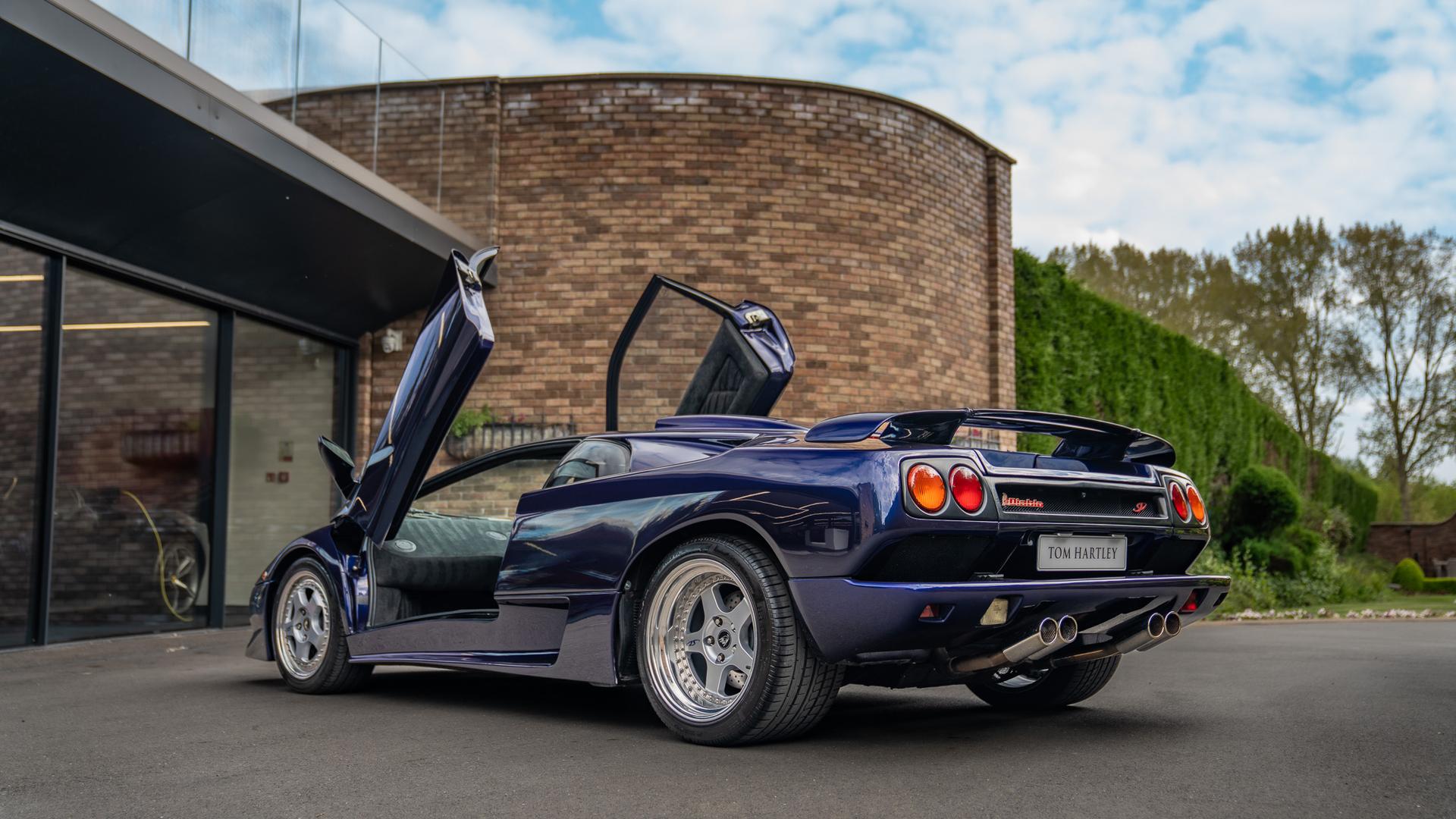 LAMBORGHINI Diablo Photo 17541326-5059-4bc5-bc61-fc30340a906f.jpg