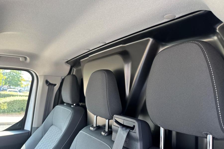 Ford TRANSIT CUSTOM Photo 1761247c-da6c-4161-adf4-4e38872080ee.jpg