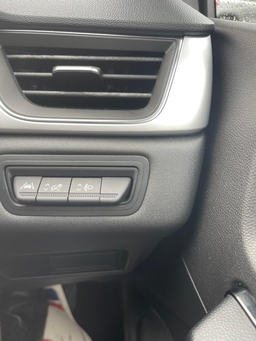 Renault Captur Photo 1763cb51-60c4-432b-9c0b-be48106bd034.jpeg
