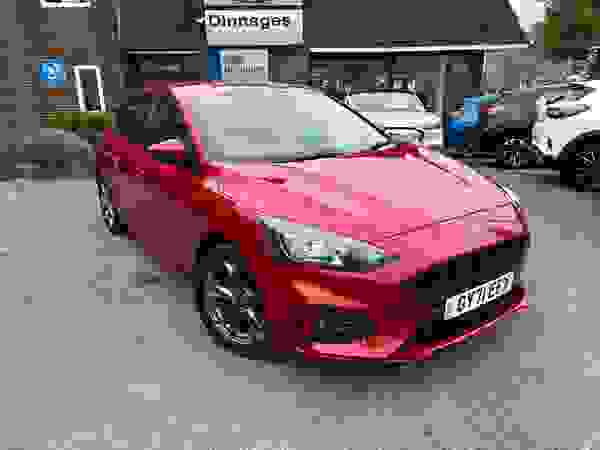 Used 2021 Ford Focus 1.0T EcoBoost ST-Line Edition Hatchback 5dr Petrol Manual Euro 6 (s/s) (125 ps) Fantastic Red at Dinnages