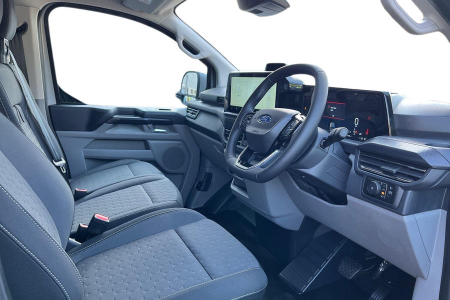 Ford TRANSIT CUSTOM Photo 1779fcc1-61f5-44e2-9a77-19baef03fe0c.jpg