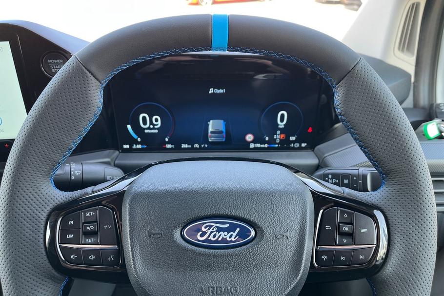 Used Ford TRANSIT CUSTOM L1DCIVMSRT10 26