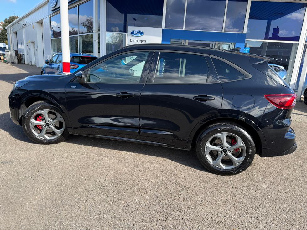 Ford Kuga Photo 17859df6-b9db-4405-952e-6e1f9916b276.JPEG