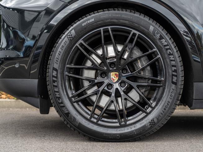 PORSCHE Cayenne Photo 4