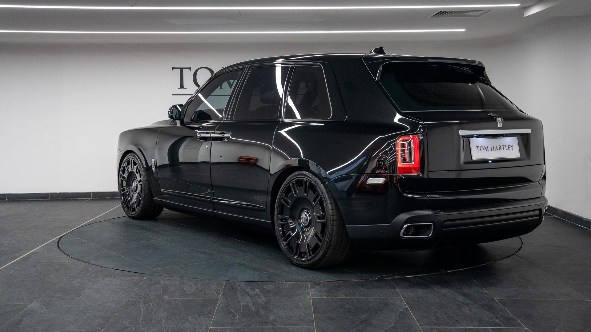 Rolls-Royce Cullinan Photo 1790baf3-541f-4825-8e8d-acf78696614a.jpg