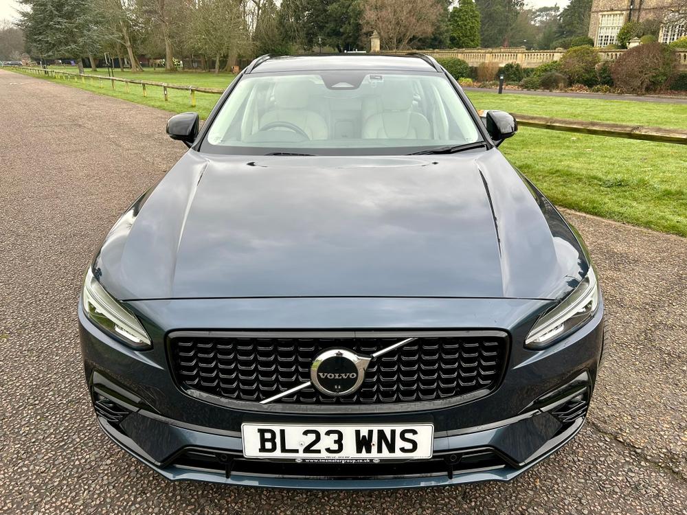 Used Volvo V90 BL23WNS 35