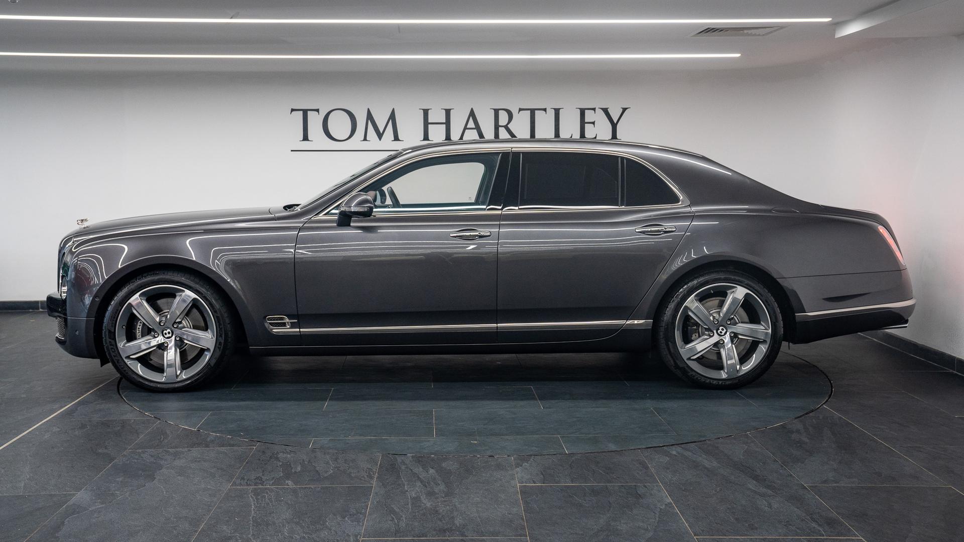 Bentley Mulsanne Photo 17a1361a-b949-4bf0-8696-cab126e057b7.jpg