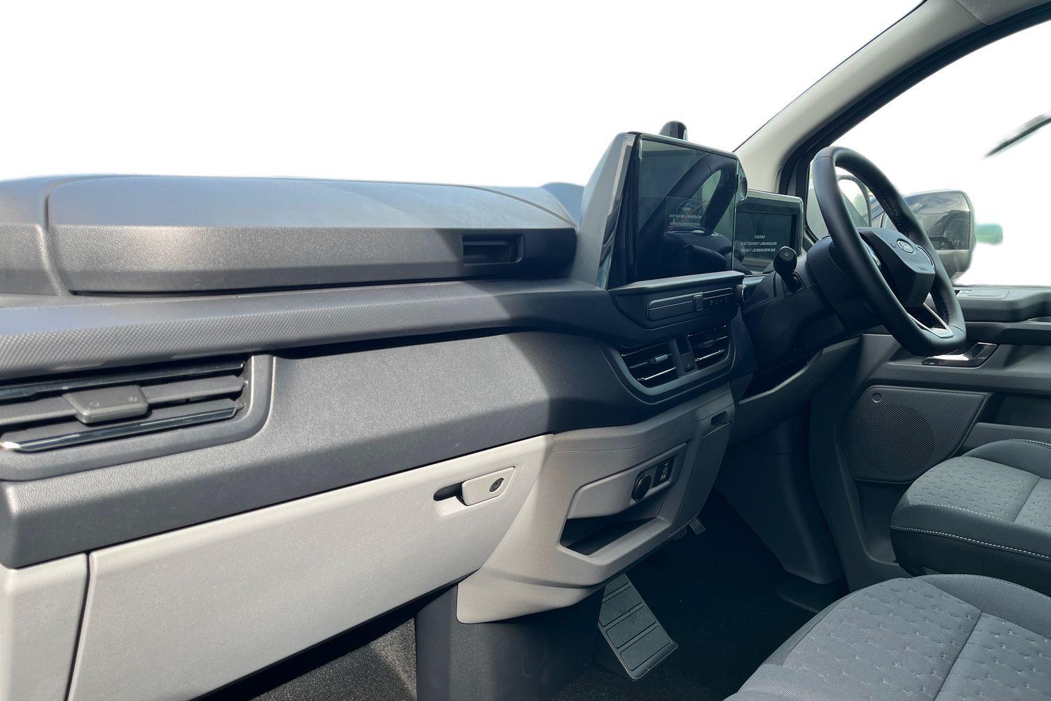 Ford TRANSIT CUSTOM Photo 3