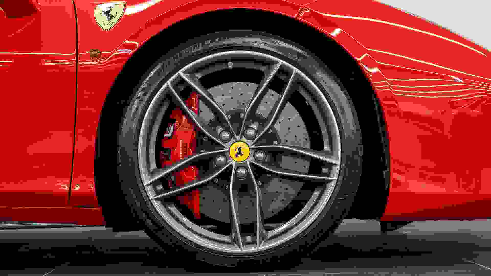 Ferrari 488 Photo 17ae6aef-5b87-48f3-a2af-1dbd6e6fa69d.jpg