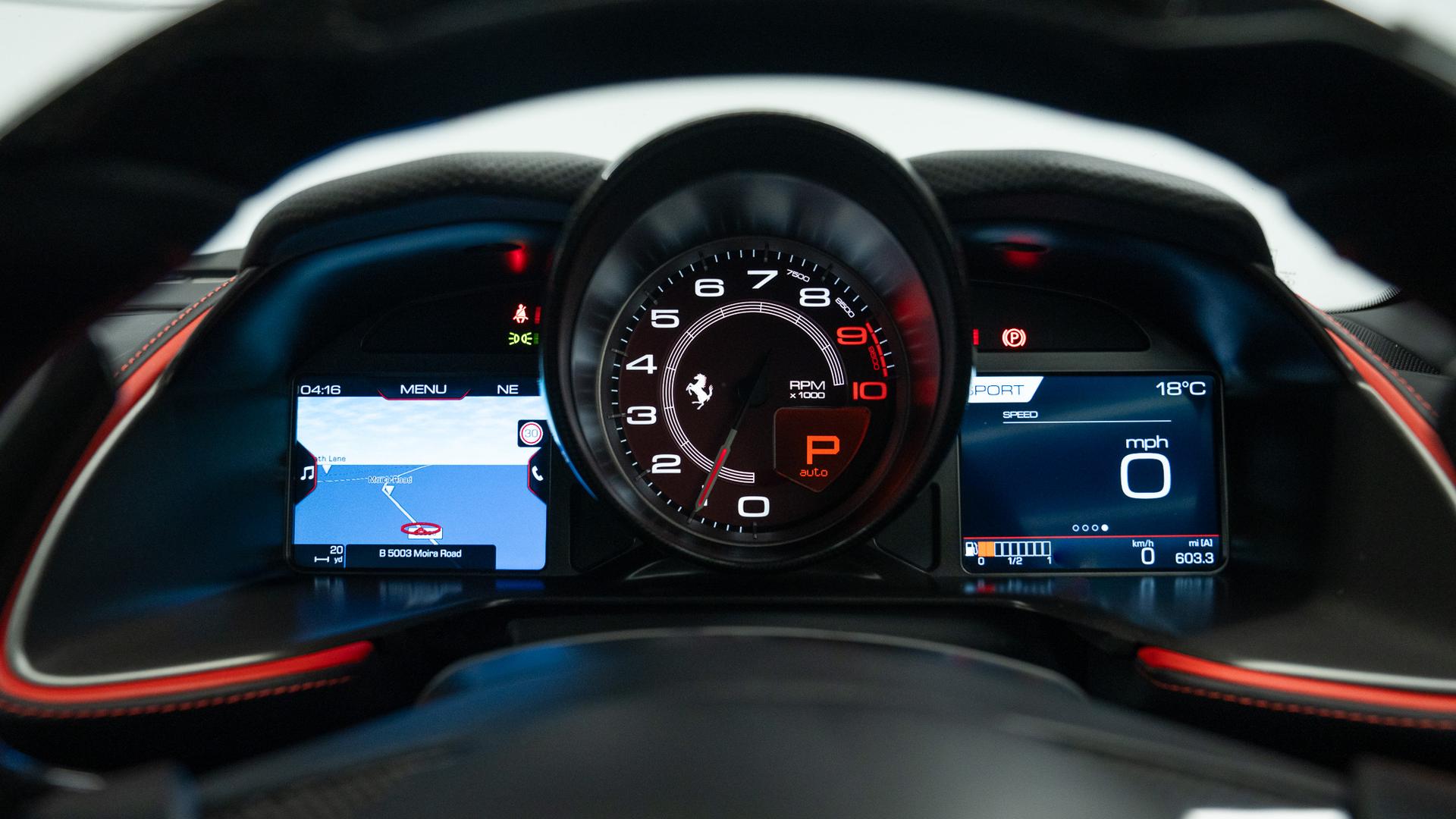Ferrari 812 Photo 17aff17e-600e-4bd3-a6a1-9275636ea34e.jpg
