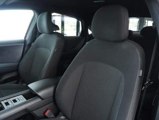 Hyundai IONIQ 6 Photo 17bc8e8d-28a8-47c8-ad2d-e886d99eb5ae.jpg