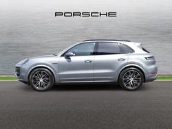 PORSCHE Cayenne Photo 4
