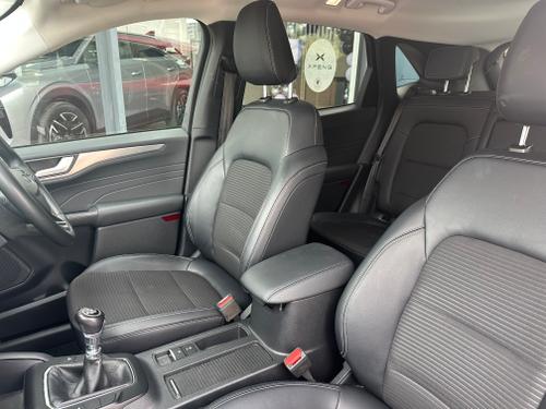 Ford Kuga Photo 17d14796-59c0-40ef-a133-cbff89e8fbd5.jpeg