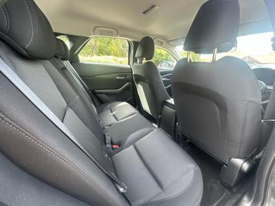 Mazda CX-30 Photo 10