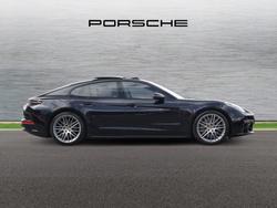 PORSCHE Panamera Photo 3