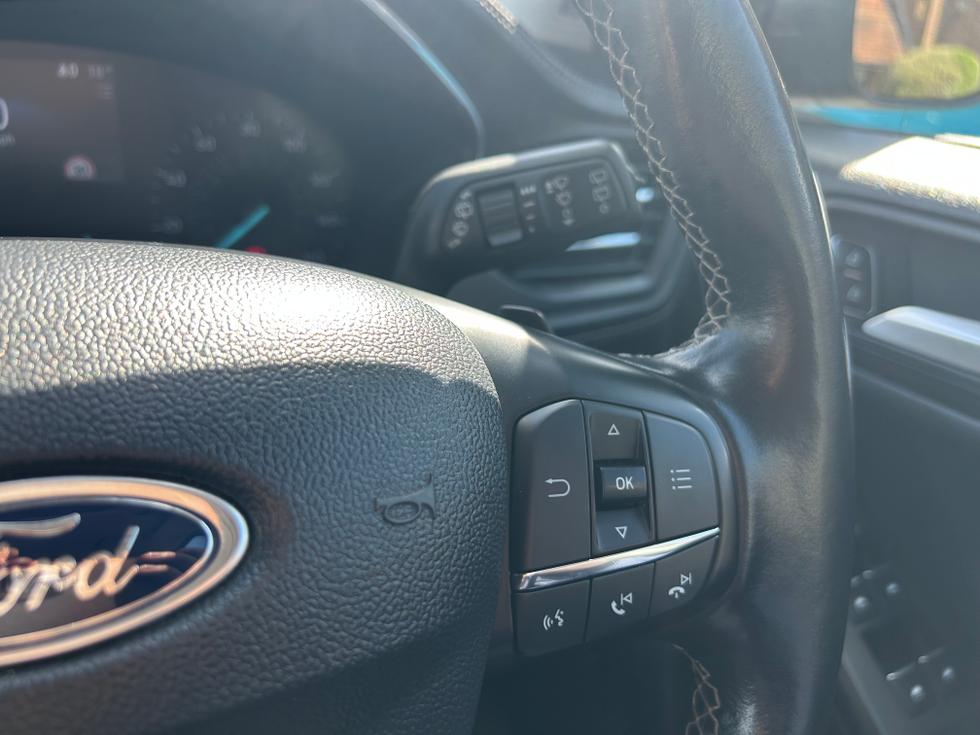 Ford Focus Photo 17eab44d-c214-417e-9897-0822b7470dc8.jpeg