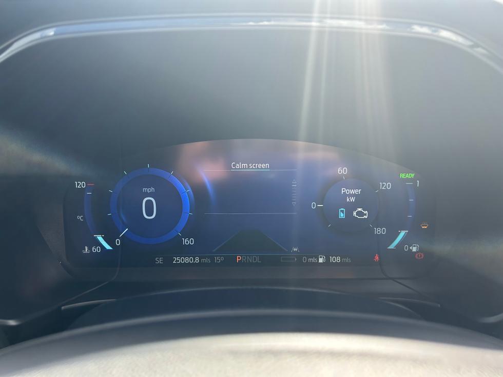 Ford Kuga Photo 17eb4534-d2fb-45fe-8b47-49c24f3bedb7.jpeg