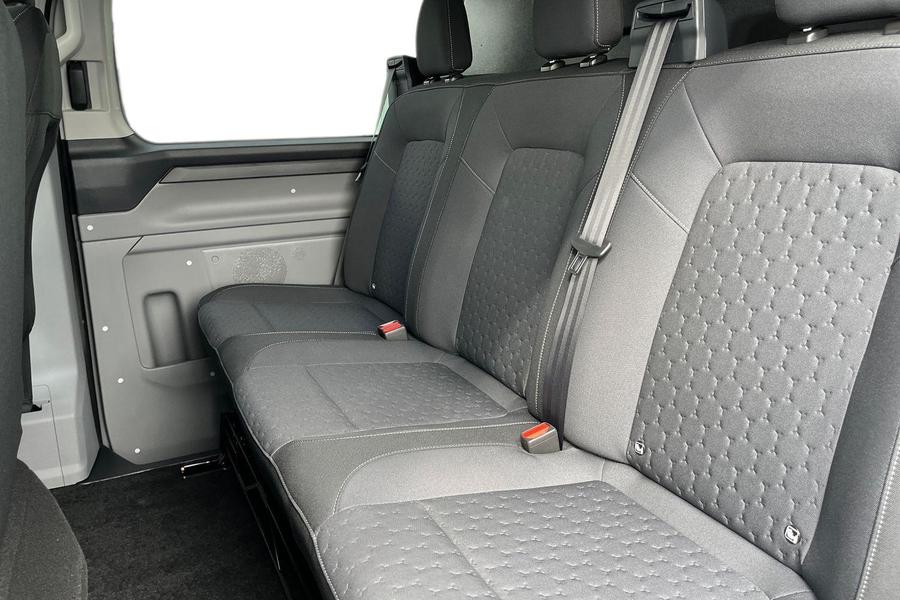 Ford TRANSIT CUSTOM Photo 17ec1e13-901d-4289-b1bd-3059fb809f26.jpg