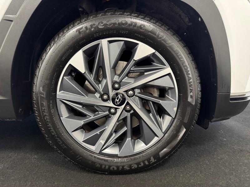 Hyundai TUCSON Photo 17fa39ac-2b5b-4a8c-ad70-55e4094aa7e8.jpg