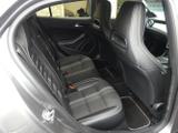 Mercedes-Benz GLA Photo 14