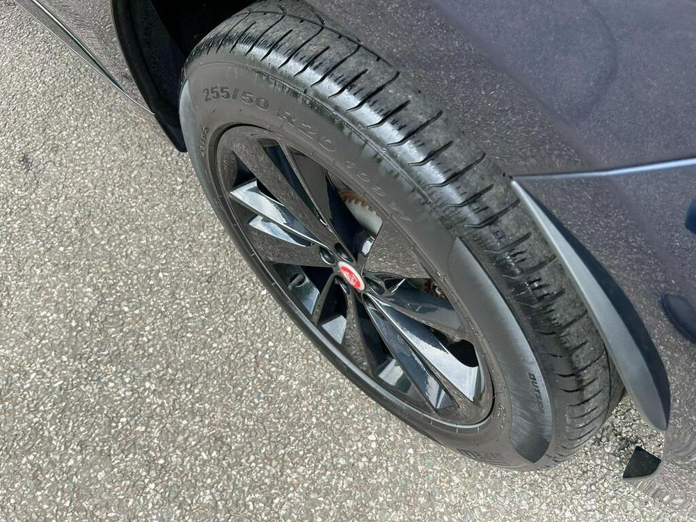 Used Jaguar F-PACE WV72YXT 30
