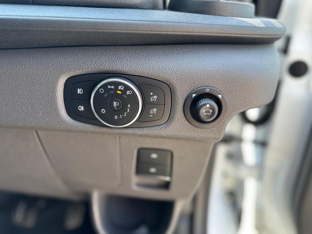 Ford Transit Trend Photo 180bf344-caae-488d-91cb-c71922f13038.jpg